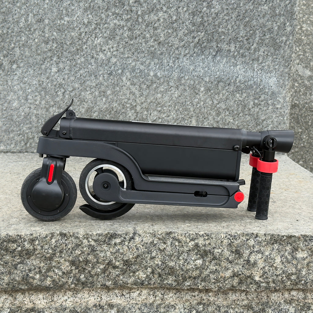 Patinete Eléctrico Plegable 25 km/h – Batería de Litio, Ligero y Portátil